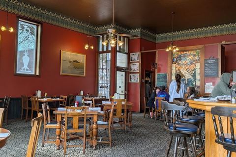 Café Waterfront